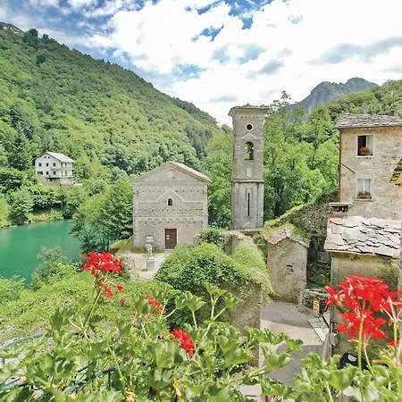 Beautiful In With 1 Bedrooms, Wifi And Outdoor Swimming Pool Appartamento Pietra Ligure